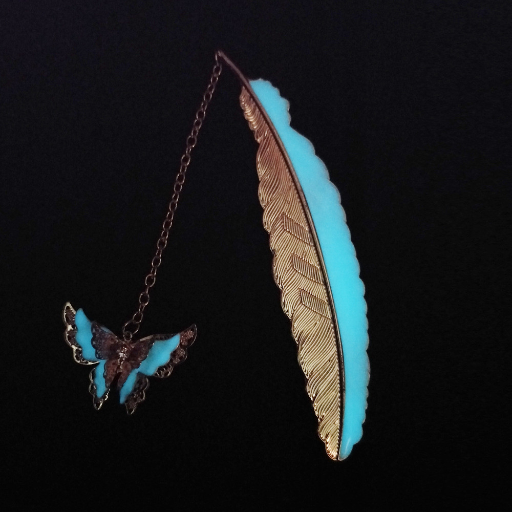 

Retro Metal Bookmarks Luminous Feather Book Marks With Owl Dragonflies Butterflies Vintage Unique Gift For Teachers Students