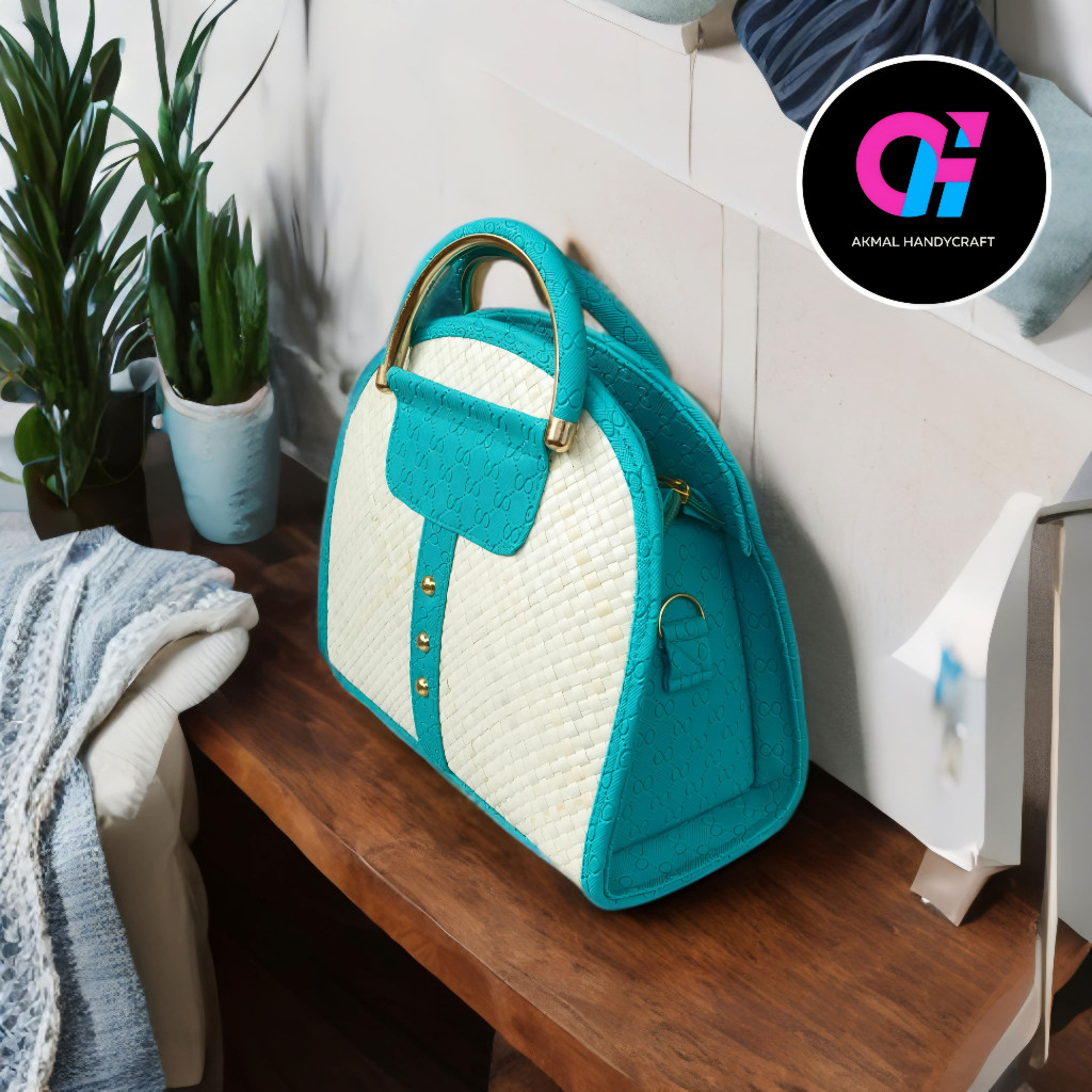 Akmal Handycraft  Tas Wanita Anyaman Pandan Model Terbaru Kombinasi Kulit Resliting 2 Tangkai Gengga