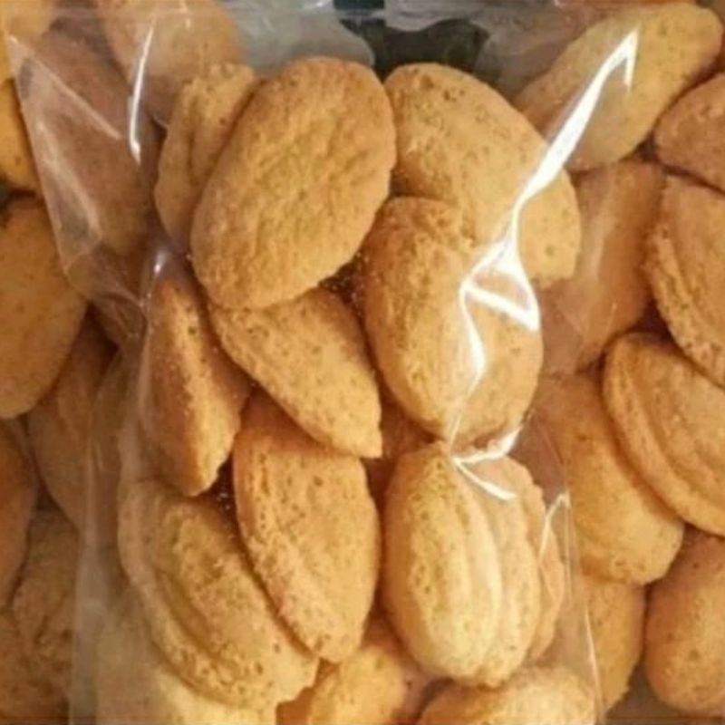 

Bolu Kijing Khas Tradisional – Lembut, Manis, dan Gurih 1 Kg