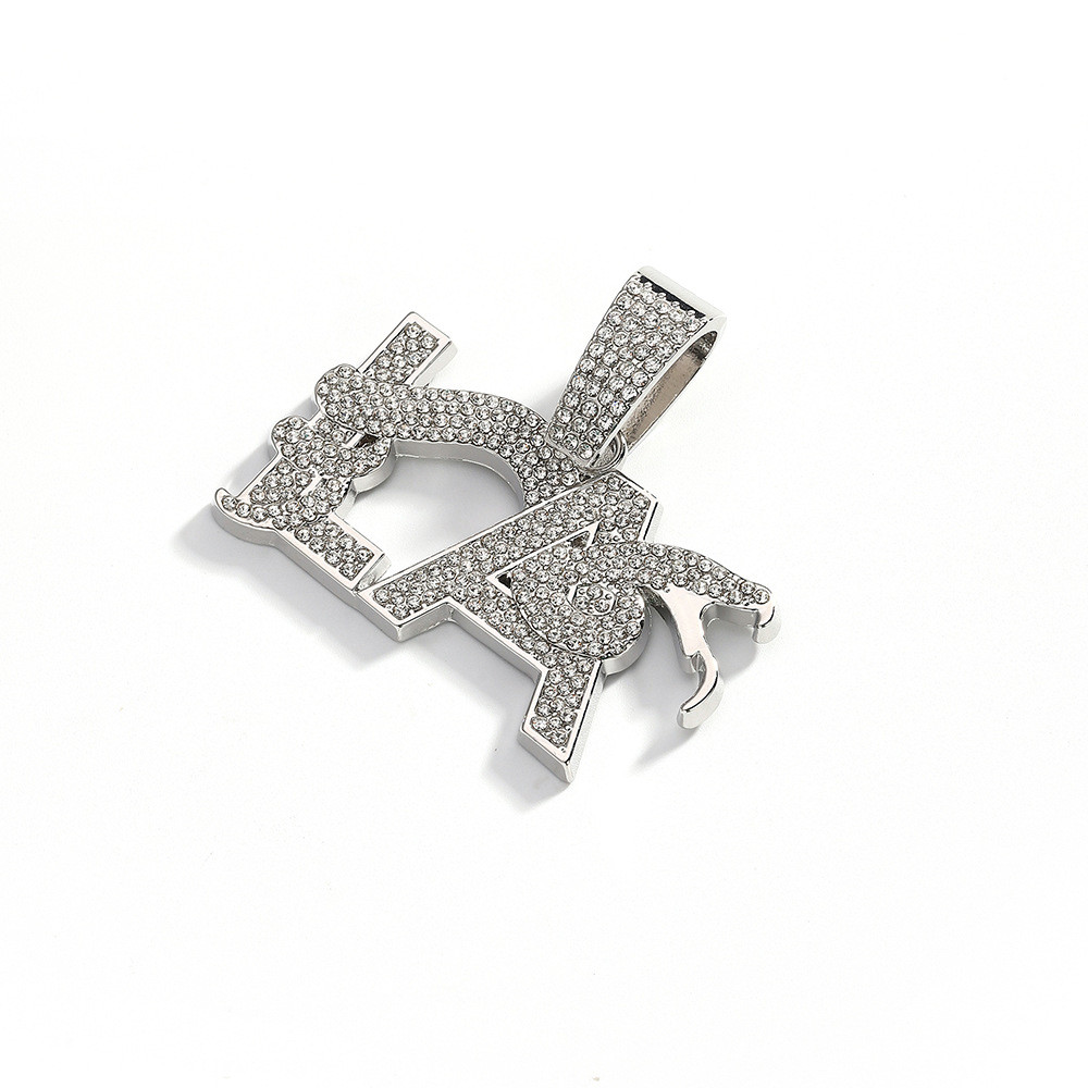 Produk baru panas, penuh berlian, huruf LA melingkar bentuk ular, liontin pribadi, logo mode, perhia