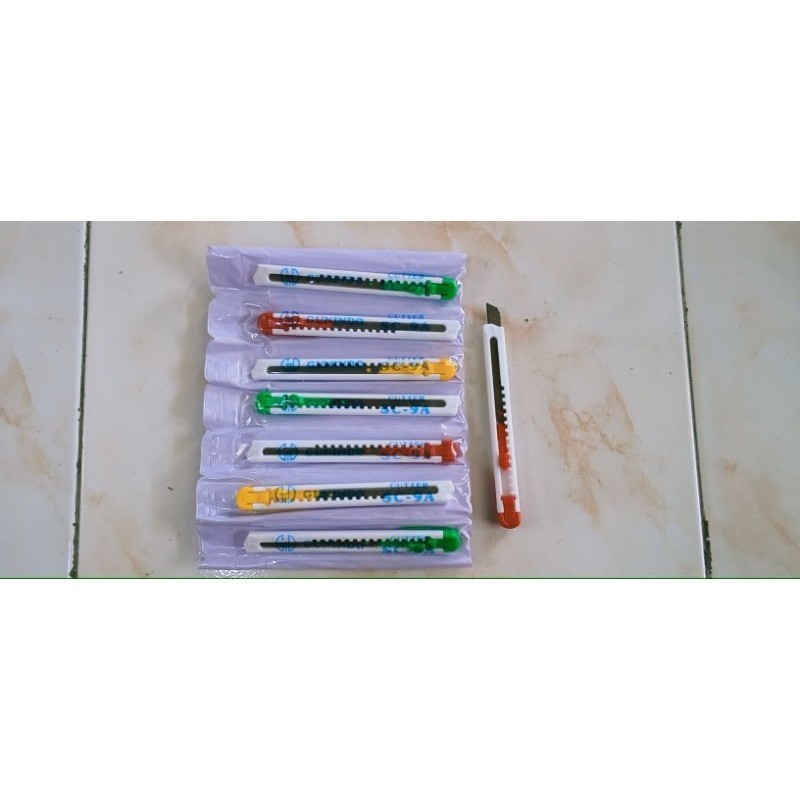 

Cutter Gunindo Kecil