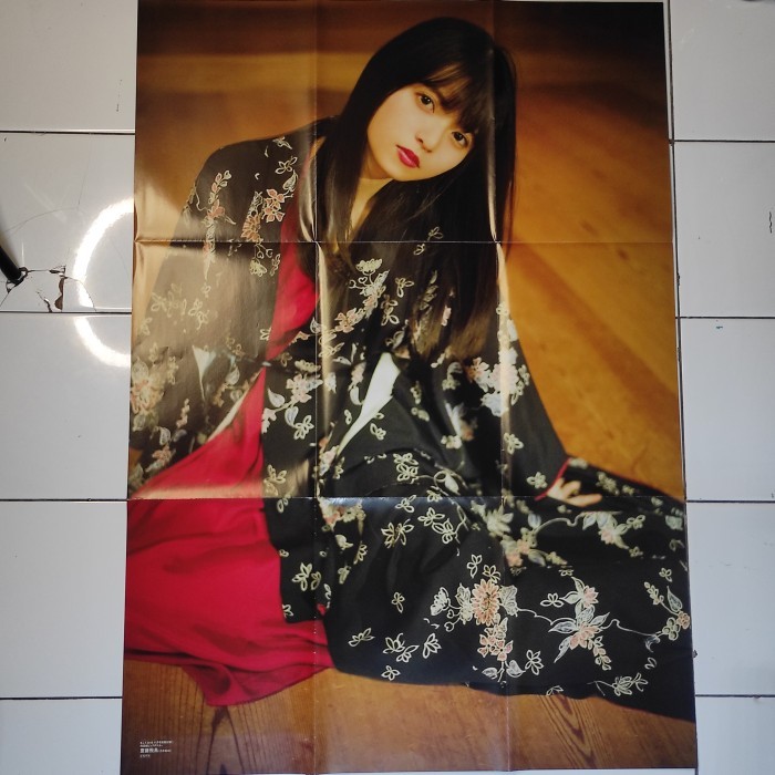 

Poster A1 Saito Asuka Nogizaka46 BLT 2018 Bulan 11 dua sisi