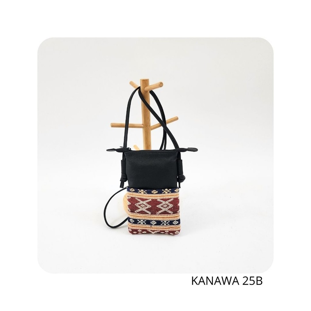 Pouch Handphone Kanawa Tenun NTT kombinasi kulit sapi