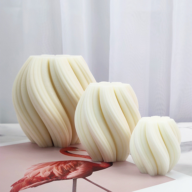 

Beautiful 3D Unique Candles Molds Carved Wavy Candle Abstract Art Geometric Irregular Silicone Candle Mould For Home Decoration