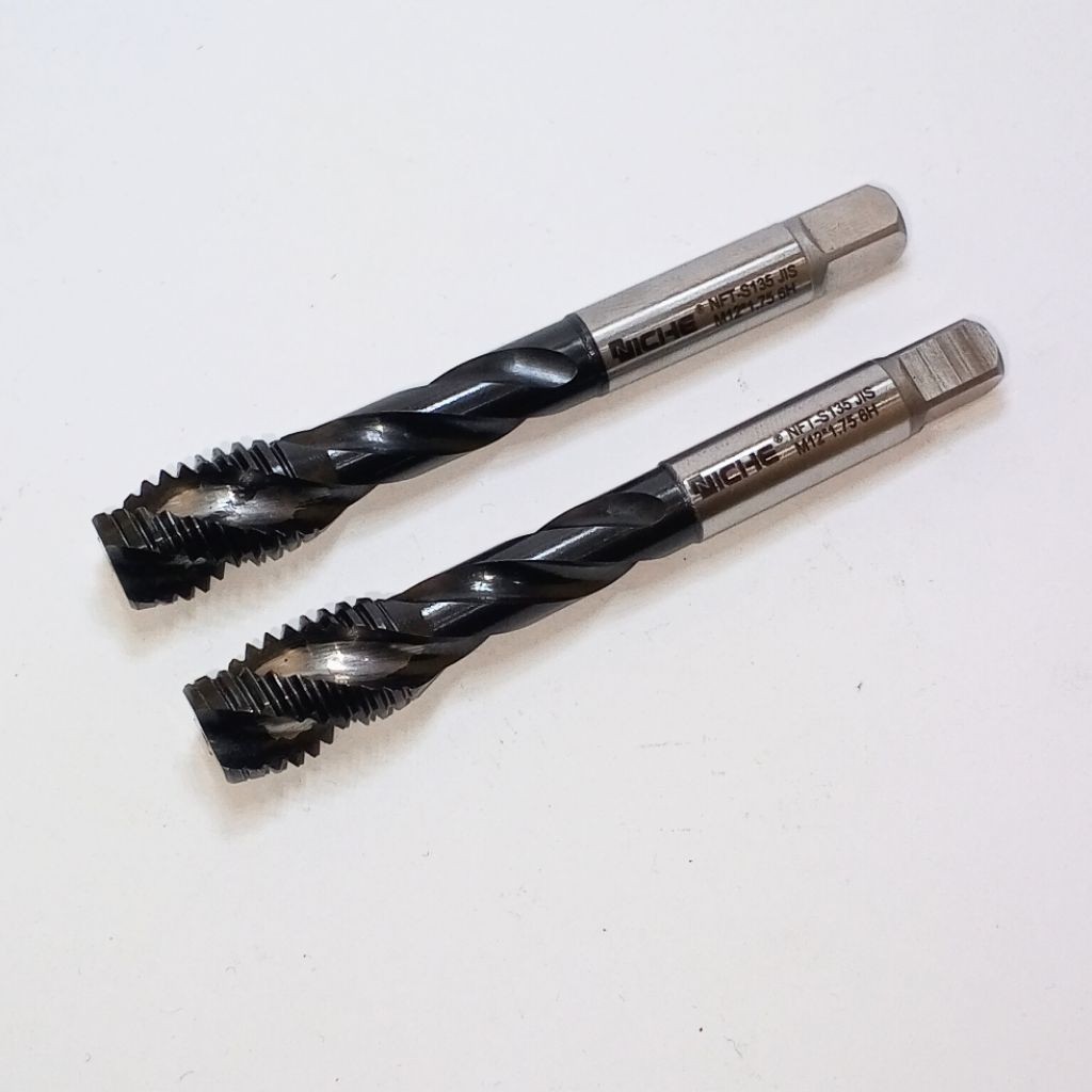 YG-1 KOREA M12×1.75 SPIRAL TAP MESIN M12 × 1.27 TAPING M 12×1.75 BEKAS