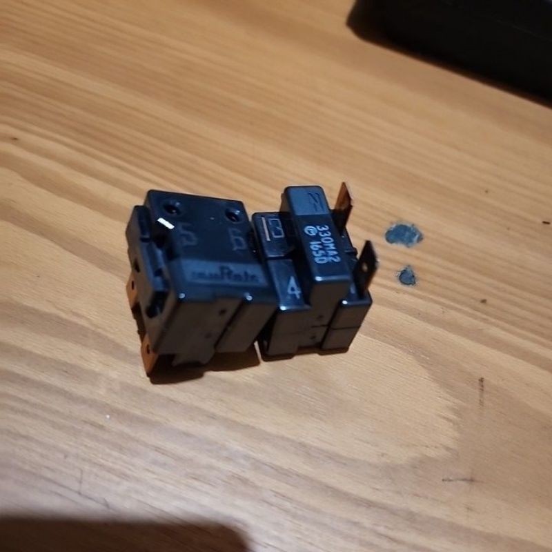 Rilay PTC Kulkas Murata 2Pin Kanan Kanan Original