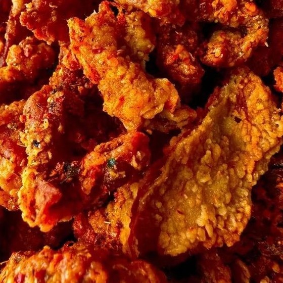 

[AS] KERIPIK KULIT AYAM REMPAH DAUN JERUK KEMASAN 110GR