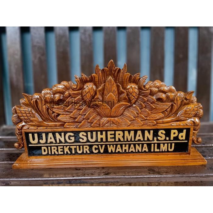 PAPAN NAMA / PAPAN NAMA MEJA UKIR / PAPAN NAMA MEJA KANTOR / DIREKTUR