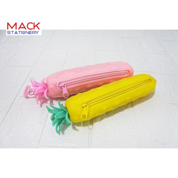 

TERLARIS! Pencil Case Silicon Buah Nanas / Tempat Pensil Seleting / Zipper