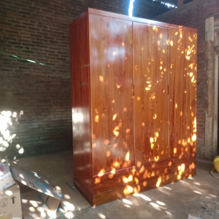 Lemari Kayu Jati 3 Pintu Ful Blok dan Laci Model by Custom