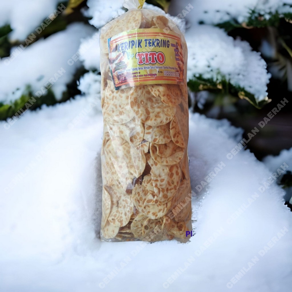 

KERIPIK TEMPE SAGU 1 BAL ISI 1KG REALPICT SESUAI FOTO