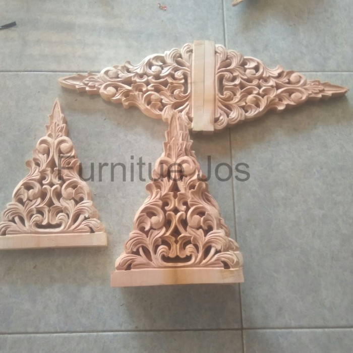Ukir Tempel Tiang Soko Ukiran Jendela Kayu Mahoni FJ12367