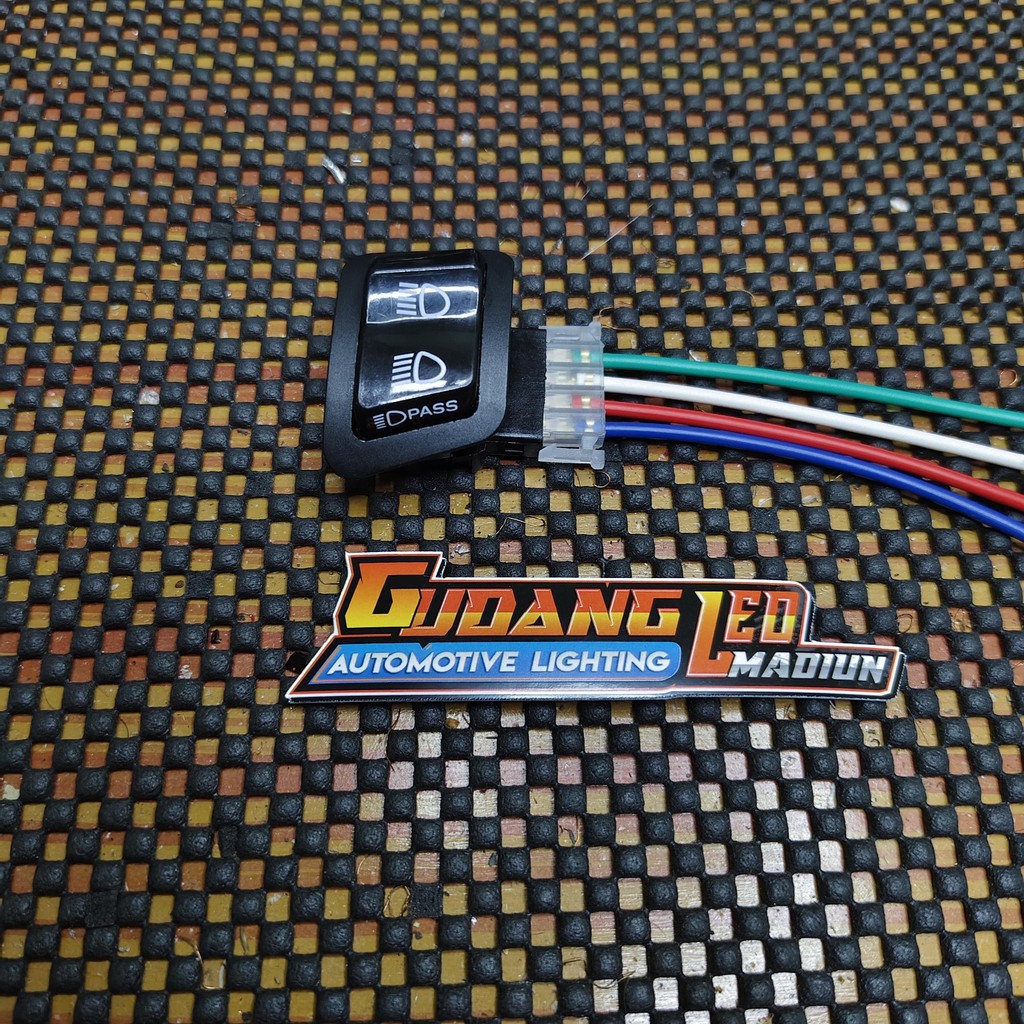 TOMBOL SAKLAR PASS BEAM PIW PIW VARIO LED OLD BEAT FI PLUS SOKET 4 PIN