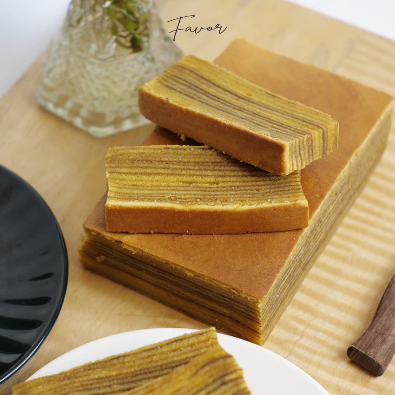 

Lapis Legit Premium Wijsmann Original & Prunes
