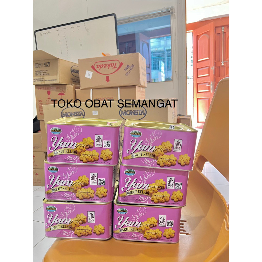

[HALAL] Monsta Biskuit Ubi Keladi 700 Gram/ Taro Biscuit/ Yam Cracker/ Kukis Talas/ Yam Cookies