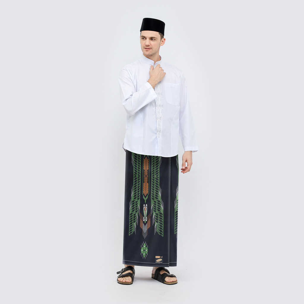 Sarung ATLAS Super Premium 920 A9 PKD Hitam Hijau 01