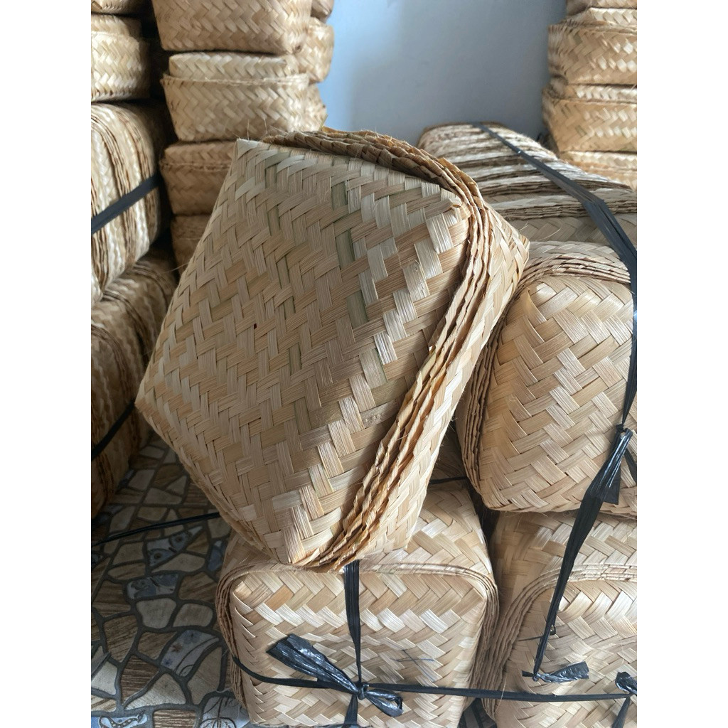 Besek Bambu 25x25 Besek Nasi Dll