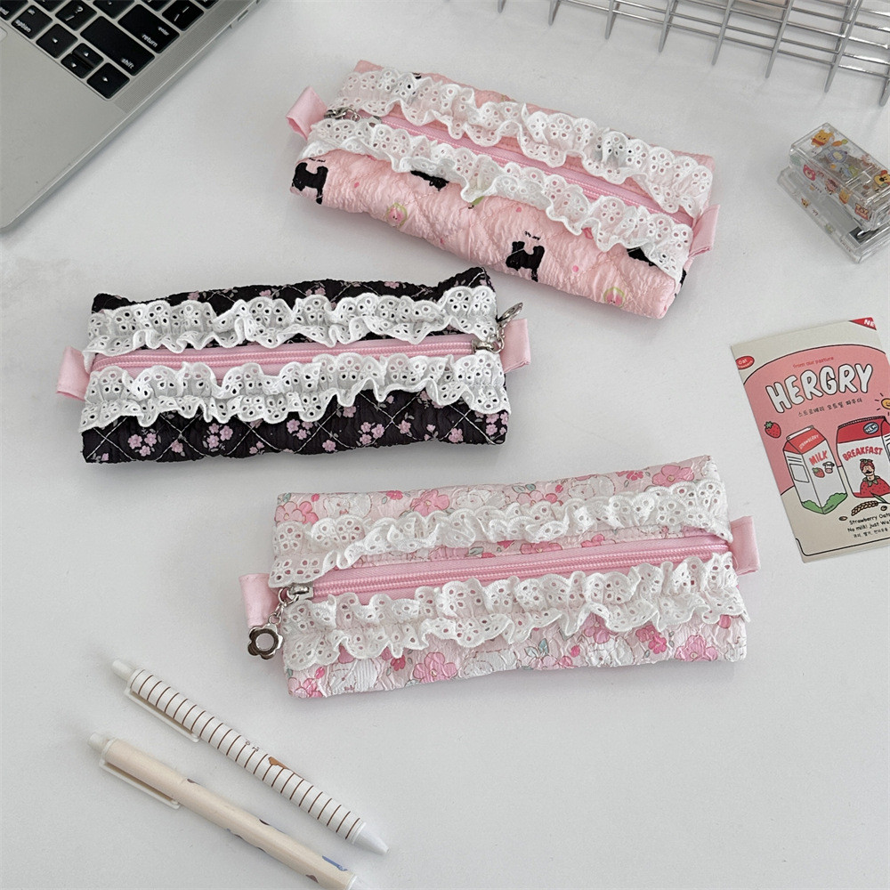 

Lace pencil case Large capacity stationery storage bag Portable pencil case