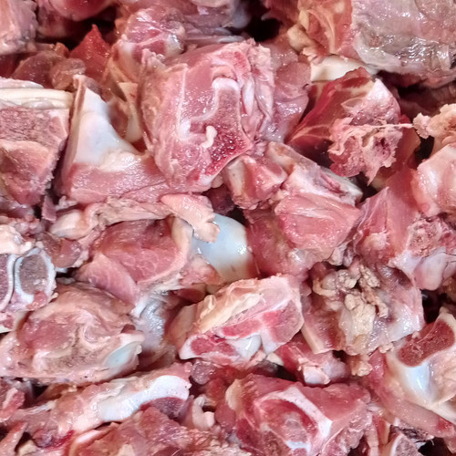 

Daging Kambing + Tulang1 Kg | Sayur Segar Medan