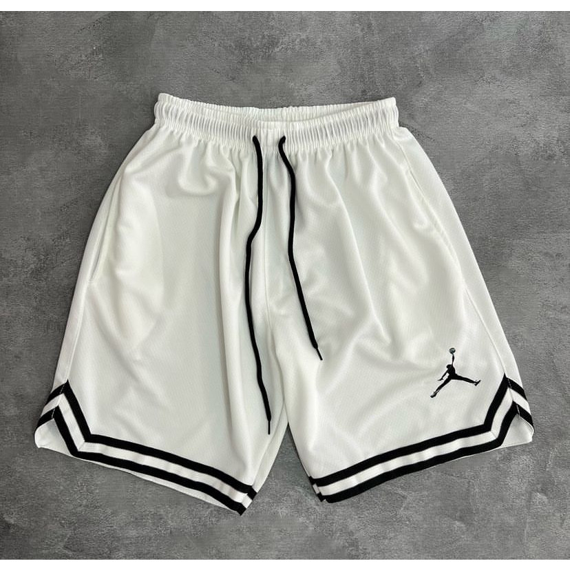 Celana Pendek Basket Pria Hitam Putih Import Premium outfit dengan cutting terbaik