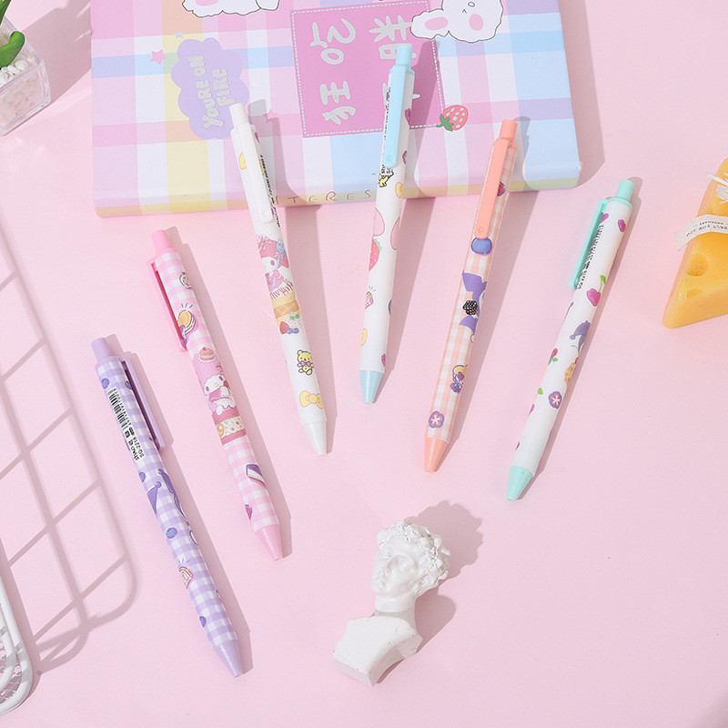 

BEST PEN 1 SET ISI 6 PCS MOTIF MELODY DAN KUROMI KAWAII / STYLISH MELODY AND KUROMI 6-IN-1
