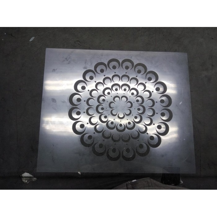 

Andma stencil motif mata dewa