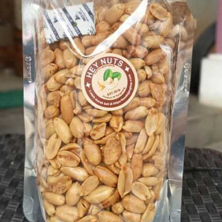 

Kacang Tanah Kupas Goreng Rasa Thailand Asin Bawang-Putih