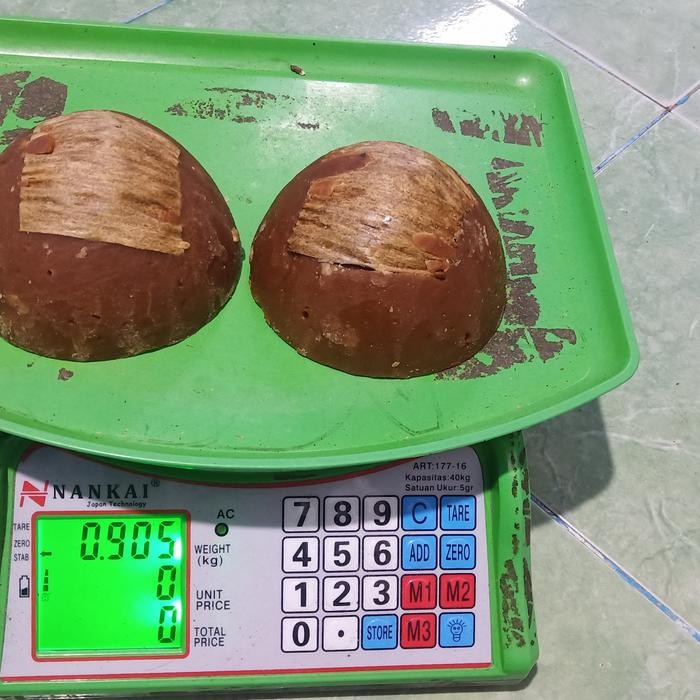 

Gula Aren Asli Bali atau Gula Dawan Asli Bali ( 1kg )