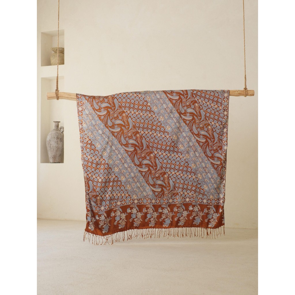 Batik Ratu - Selendang Sutra Batik Tulis - Swarna Truntum - Brown Blue