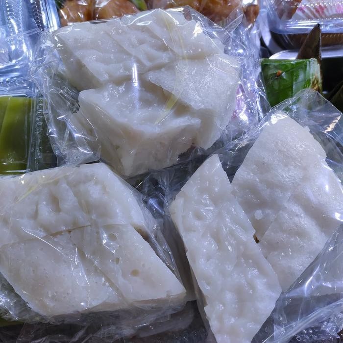 kue apem putih / apem coklat