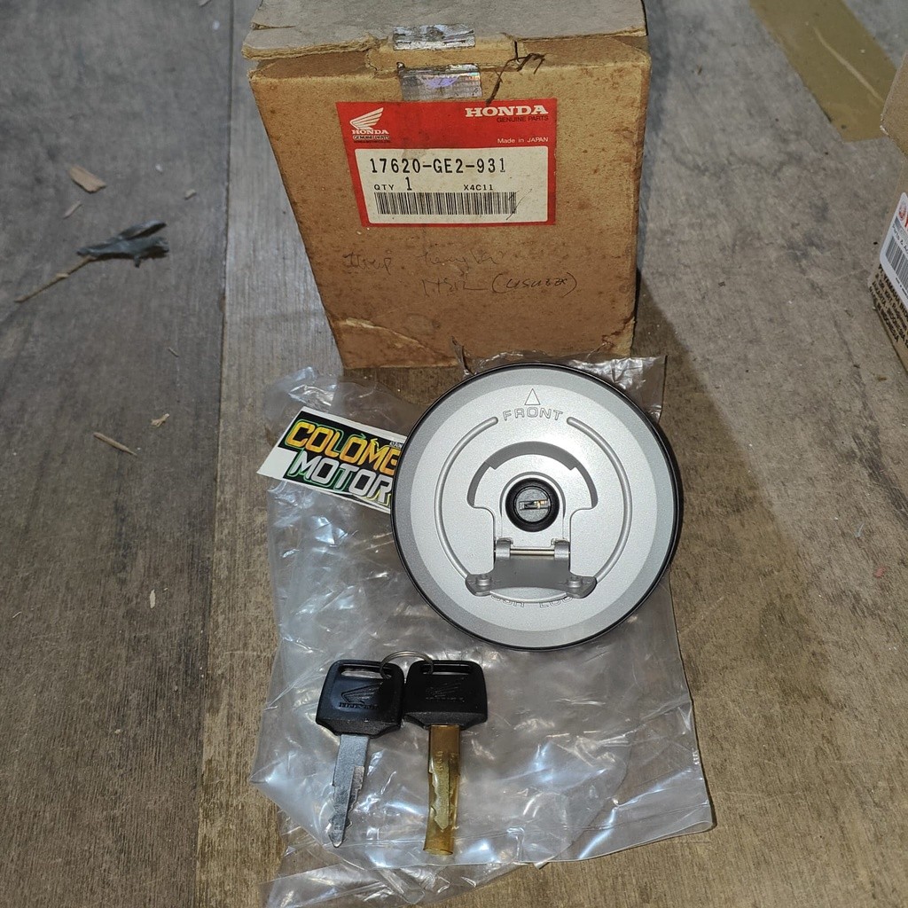 tutup tangki nsr tutup tengki nsr tutup tangki bensin nsr tutup tengki bensin nsr 17620-ge2-931 (AM)