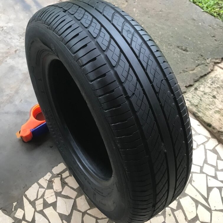 ban mobil Avanza Xenia ukuran 185/70 Ring14 Merk Bridgestone one dunlop Potenza ukuran 185/70  R14 -