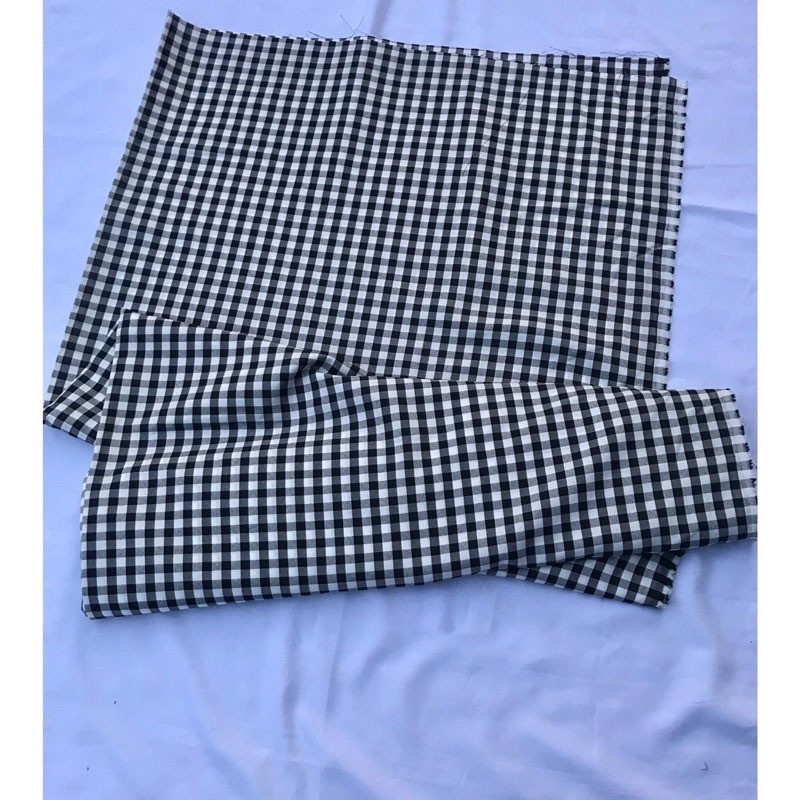 Kain Meteran Kotak Poleng Bali lebar kain 150cm kain kotak hitam putih