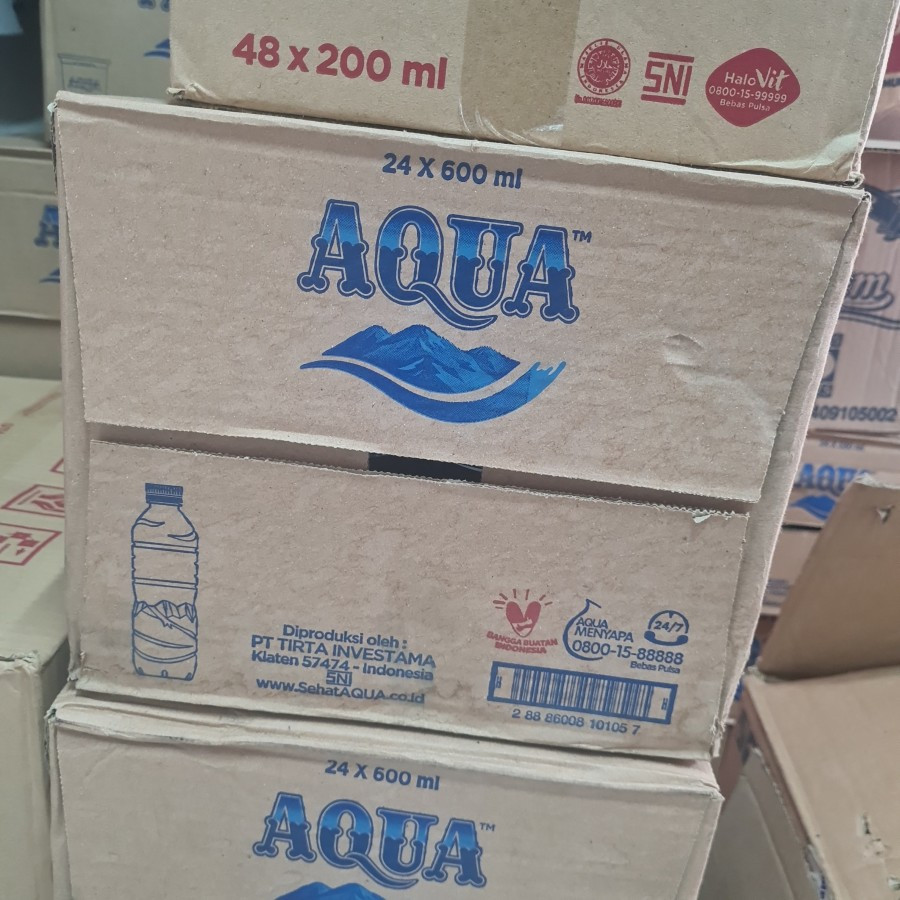 

Aqua Botol 600 ml