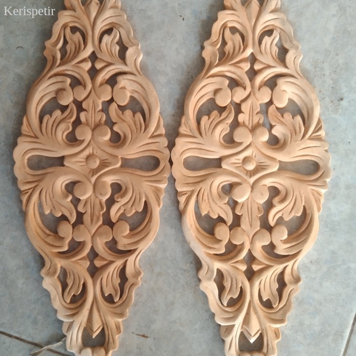 

Model Ornamen Ukir Tempel Kayu Jepara Berkualitas Bahan Kayu Mahoni murah laris