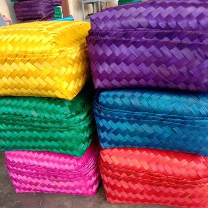 

Besek Warna ukuran 25x25 cm | Kerajinan Handmade Besek