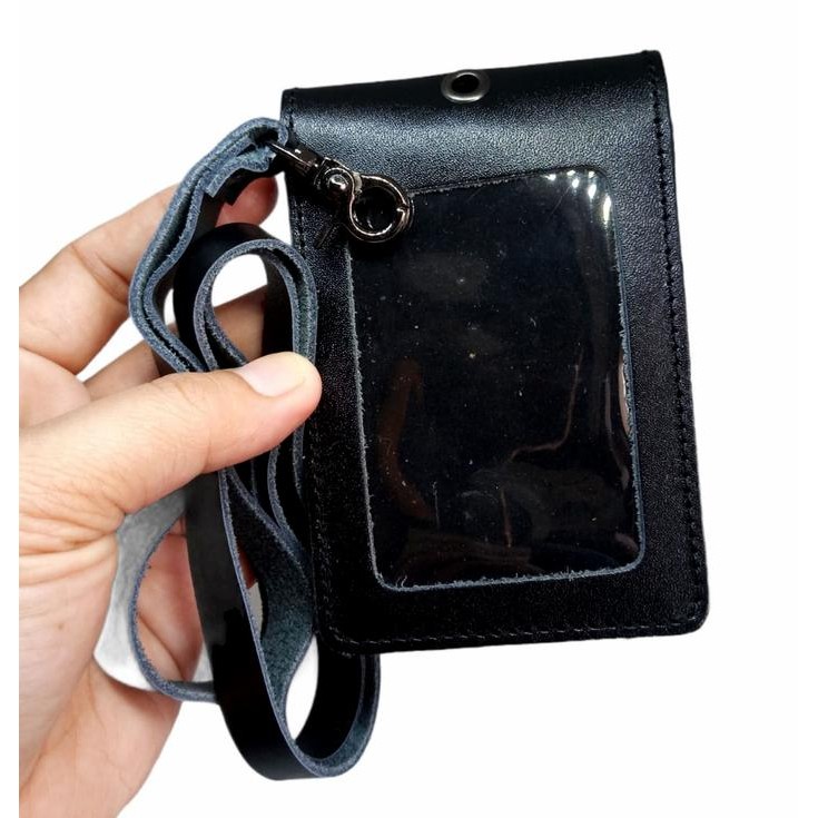 

Name Tag bolak balik Id Card Holder Kulit Asli Tali Gantungan kartu - Hitam