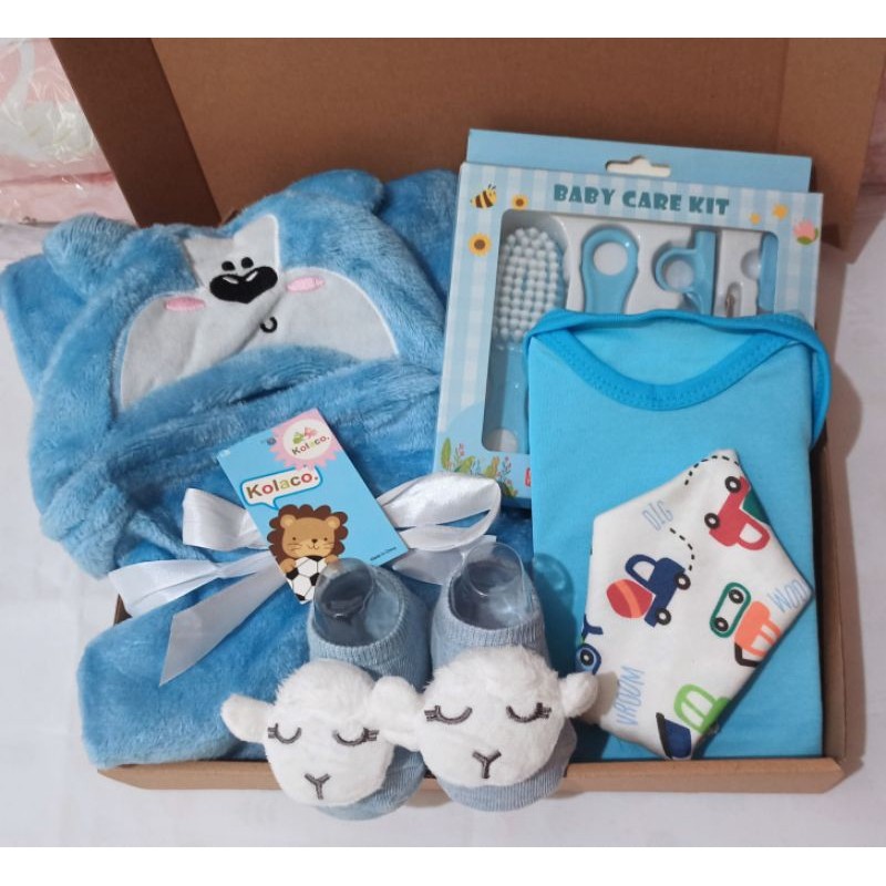 

Hampers Baby Newborn Isi Lengkap Selimut Karakter
