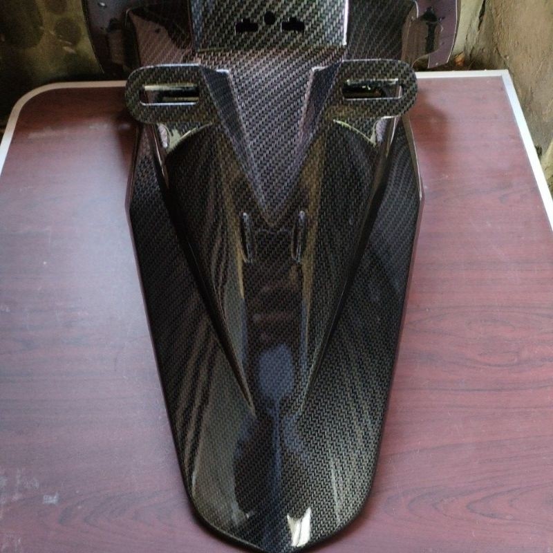 spakbor belakang carbon Yamaha Nmax old