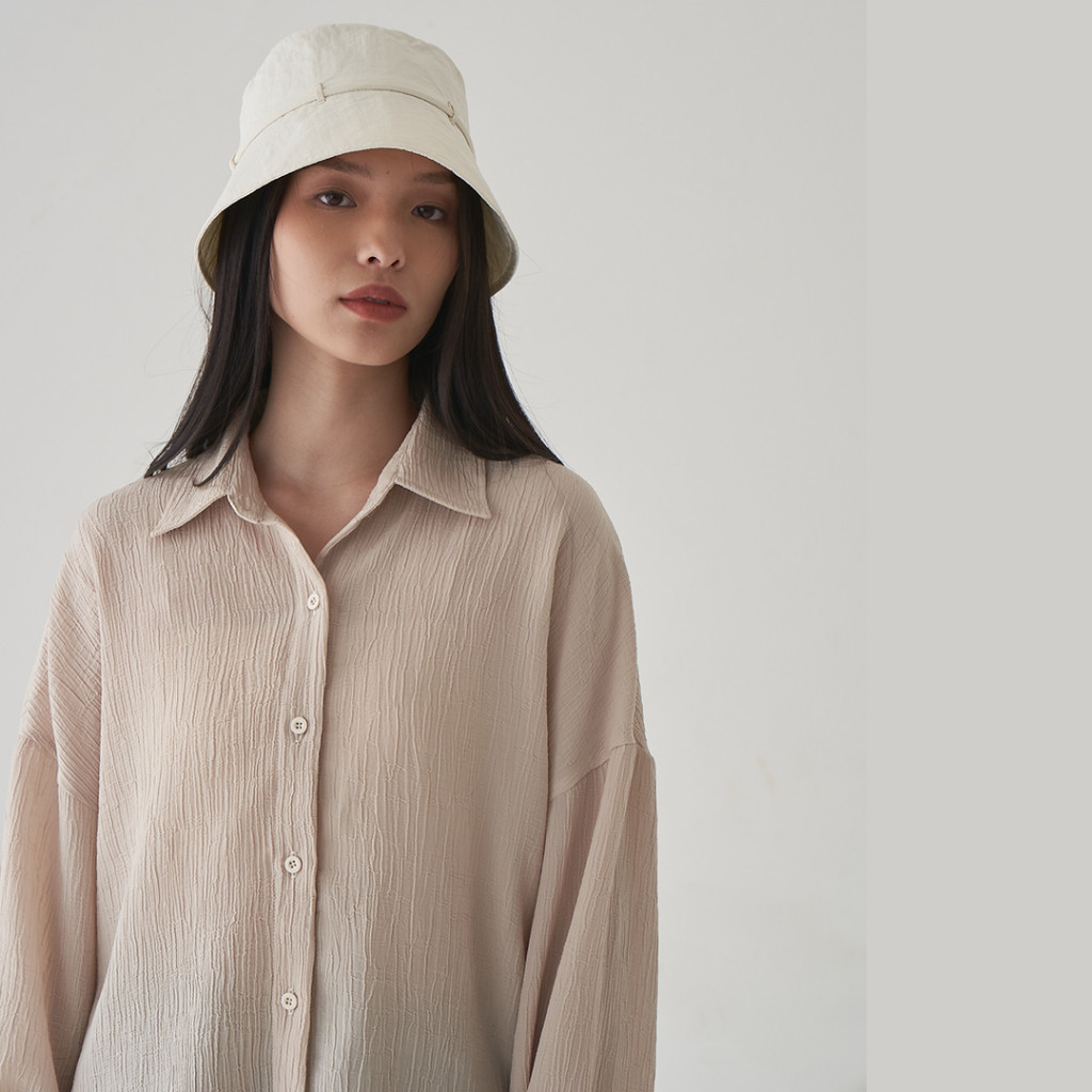 InKano Cove Bucket Hat - Topi bucket hat wanita dengan bahan parasut dan details tali