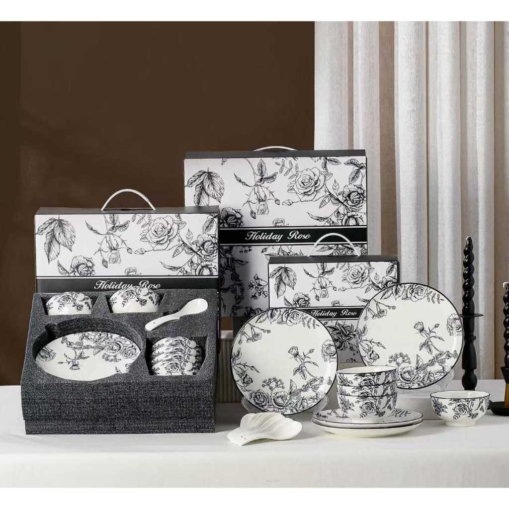 

[ Littleapple_O HAMPERS DAN SOUVENIR ] Hampers Japanese Plate Bowl Set Mangkok Keramik peralatan makan / Eiko Set Japanese Style / Mangkok set keramik Choco Flower Bowl/ Ramadhan / Wedding / Gift Box/ Birthday / Lebaran / Eid Fitri / Idul Fitri / Hadiah