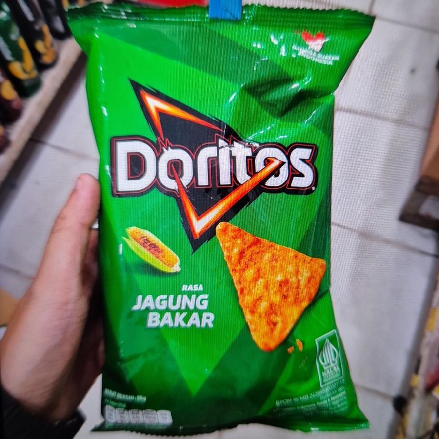 

Doritos Snack Makanan Ringan 55gr Rasa JAGUNG BAKAR