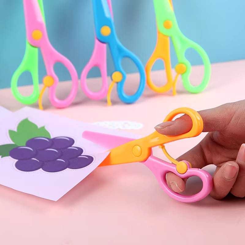 

GUNTING KERTAS ANAK MURAH / GUNTING PLASTIK POLOS AMAN TIDAK TAJAM A1B2C3