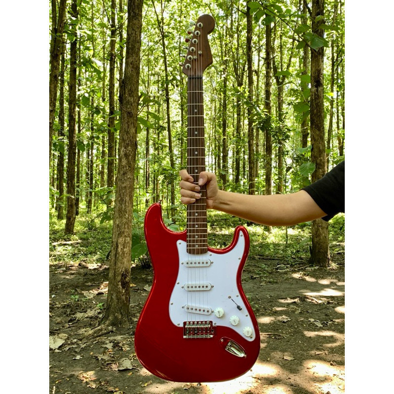Gitar Fender Stratocaster Roasted Maple New Red Candy