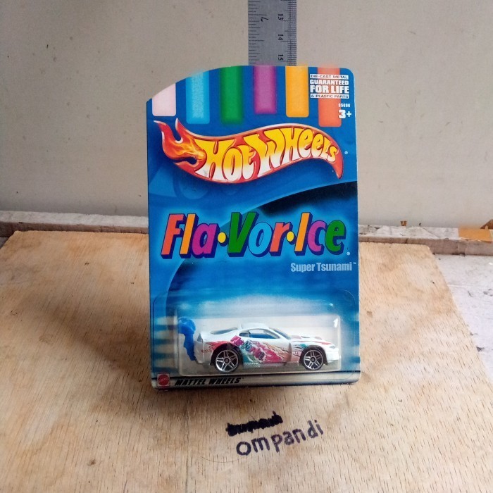MS99 hot wheels super tsunami putih