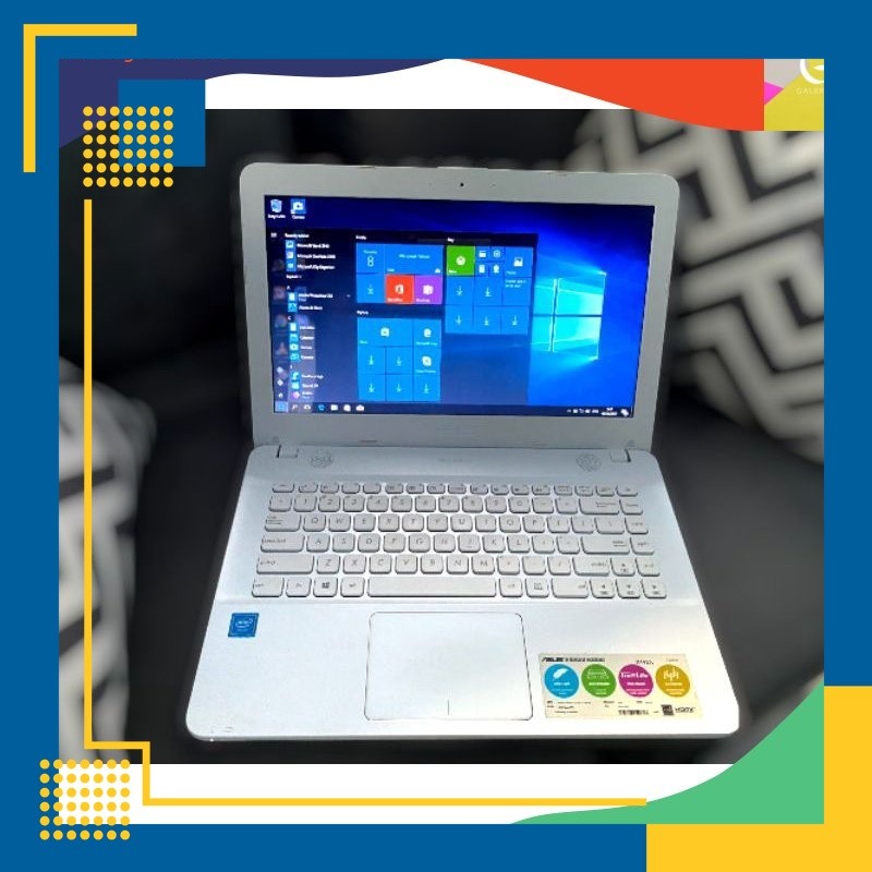 LAPTOP ASUS X441s Putih intel N3060 RAM 2 GB Storage 500 GB / SSD 128 GB