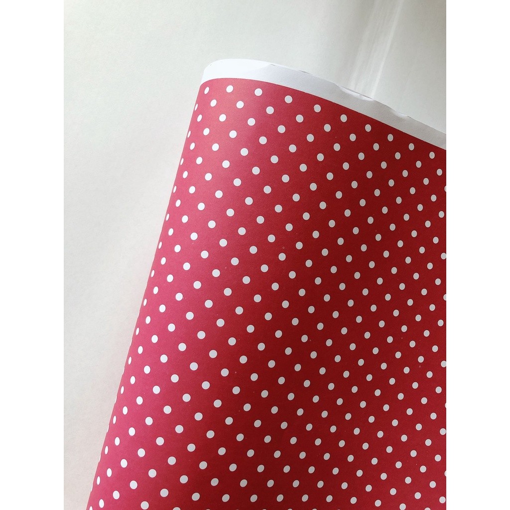 

Kertas Kado Polkadot Merah Cerise