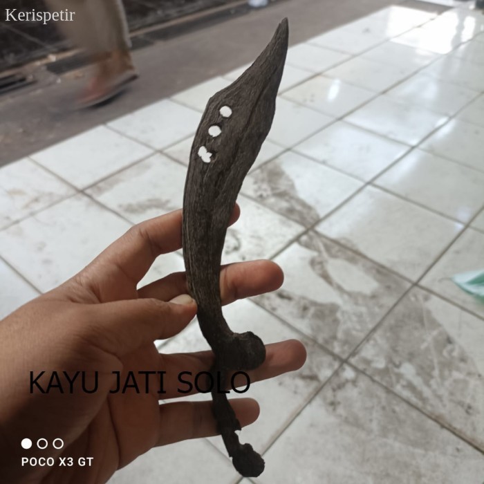 

kujang pamengkang sepuh kediri putut ngulit semangka Antikan KJS61 antik terlaris