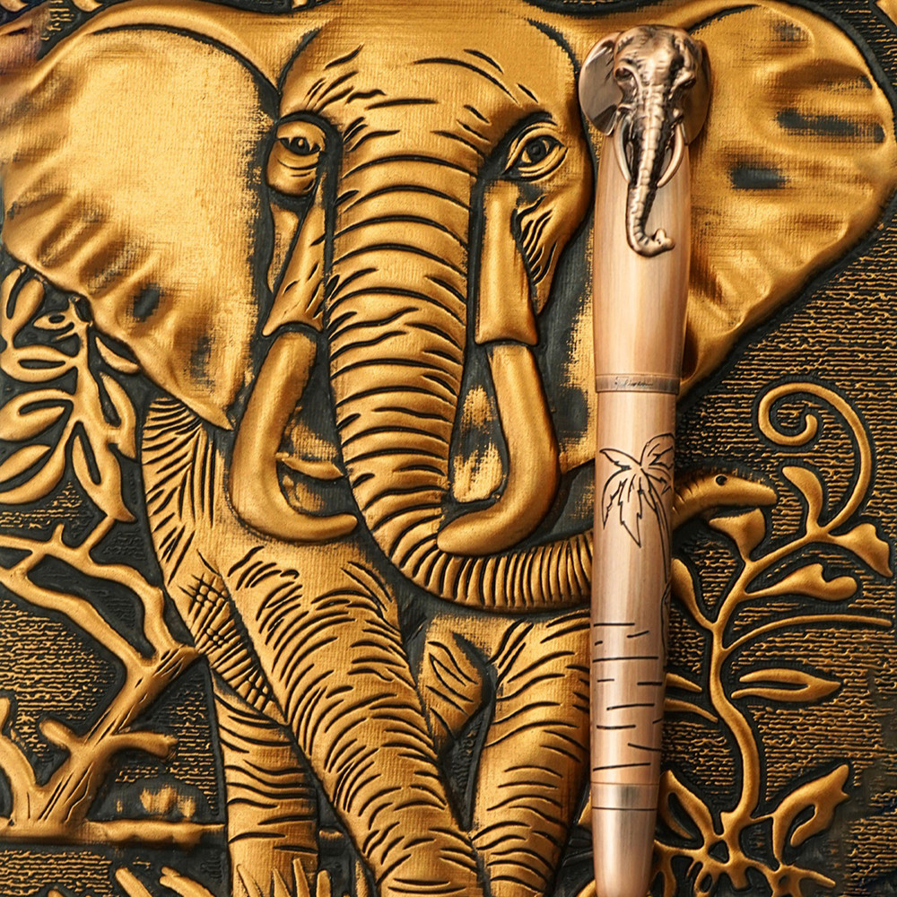

Fuliwen Elephant Vintage Metal Rollerball Pen Red Copper Gift Pen 0.5mm for Notebook Journal Elephant Head Cap, Signature Pen