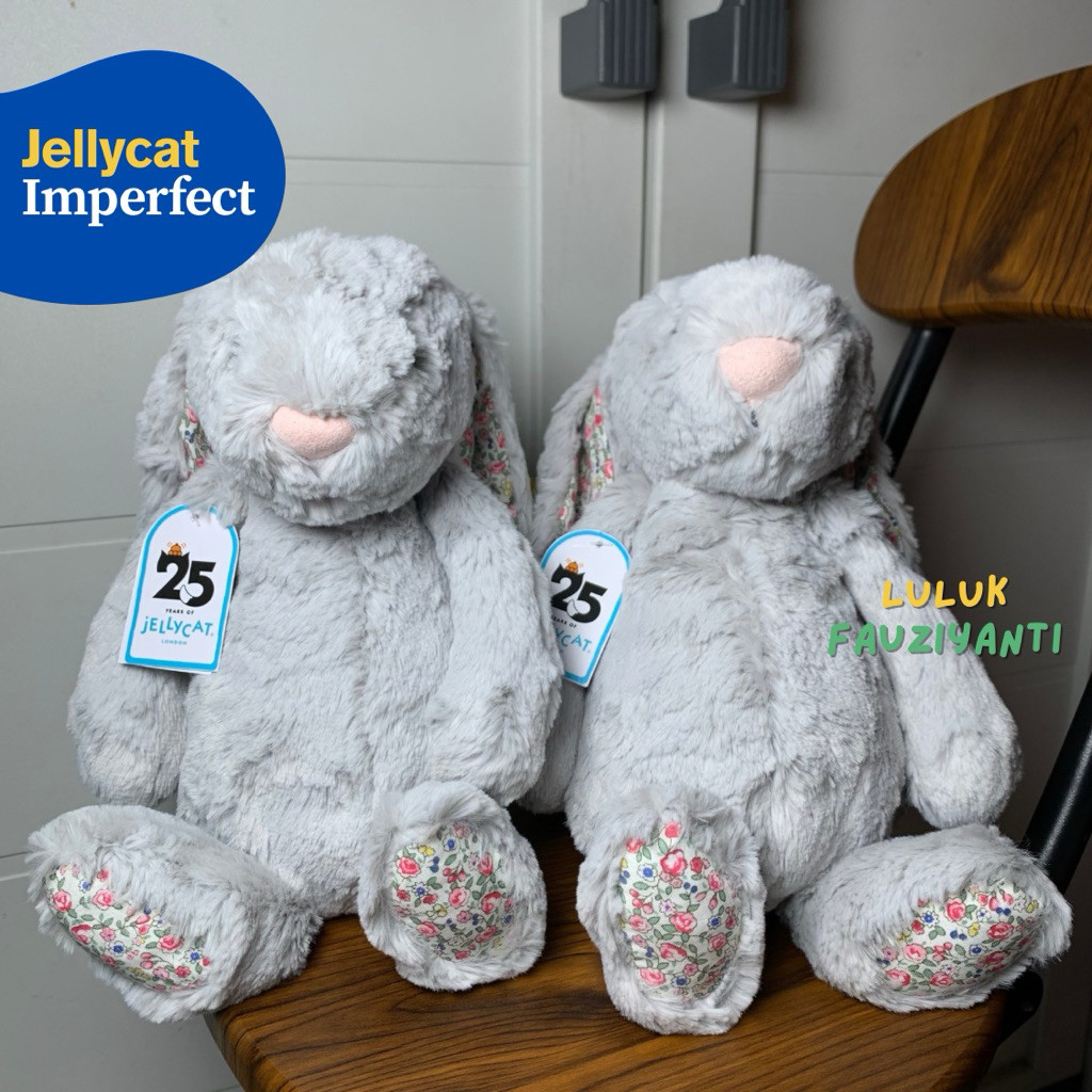 

Jellycat Imperfect Bunny 31cm Silver Blossom 31cm (NEW)